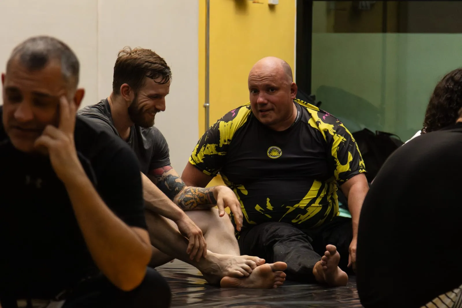 BJJ class with mixed skill levels at Lazy Leopard